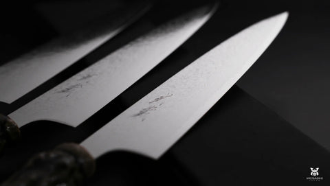 Los Cuchillos Japoneses y su Papel en la Elaboración de Sashimi y Sushi