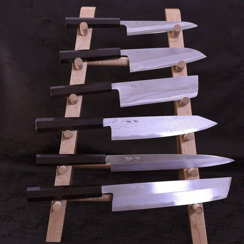 Musashi Kitchen Knives Displaying Maple